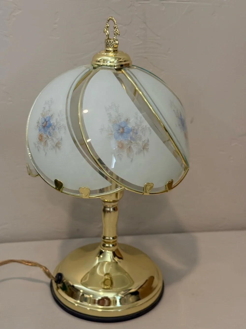 Vintage Hollywood Regency Table Lamp Segmented Curved Glass Shade 3- Way Touch